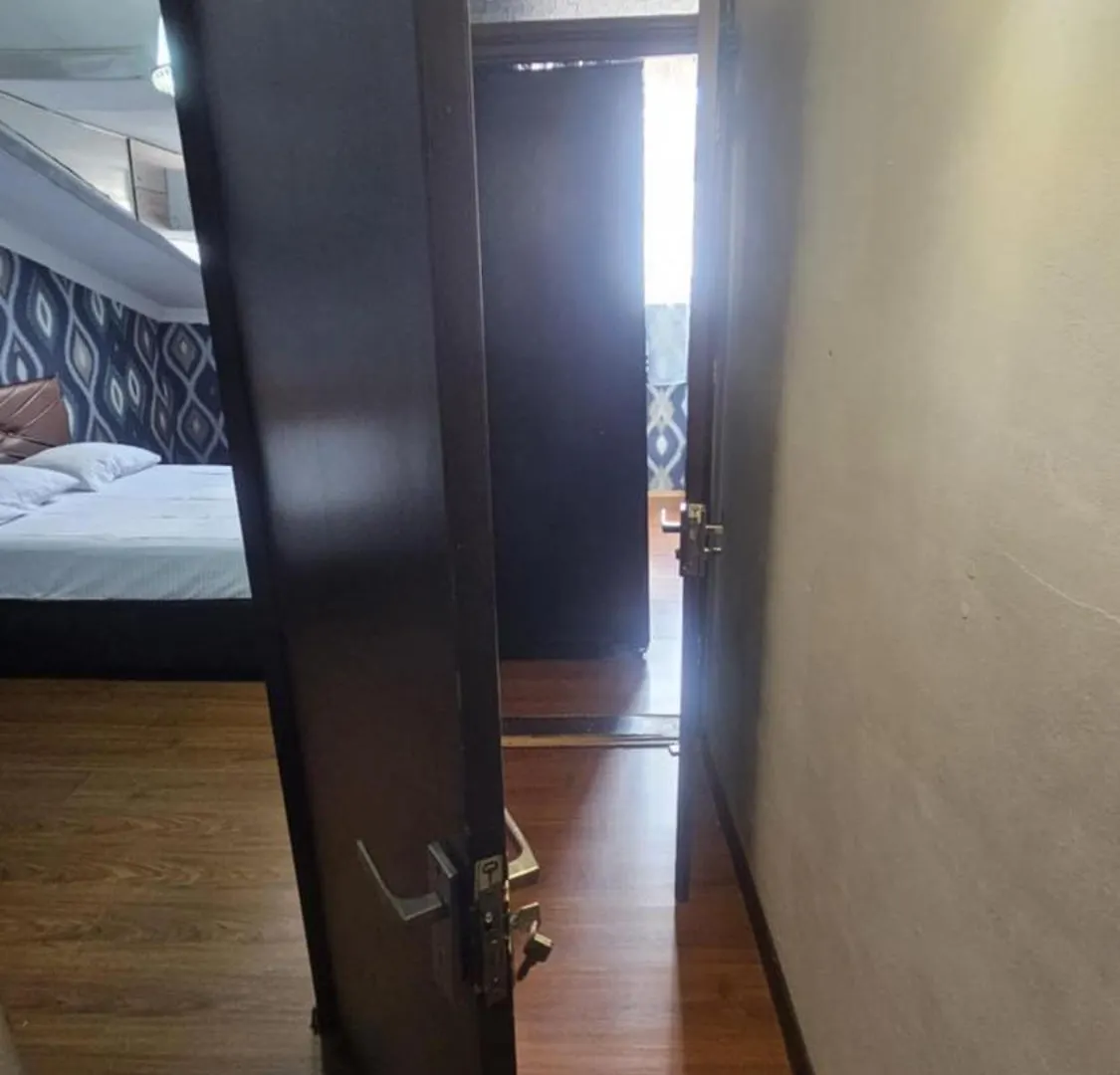 Apartment Zurabi Batumi 0*,
